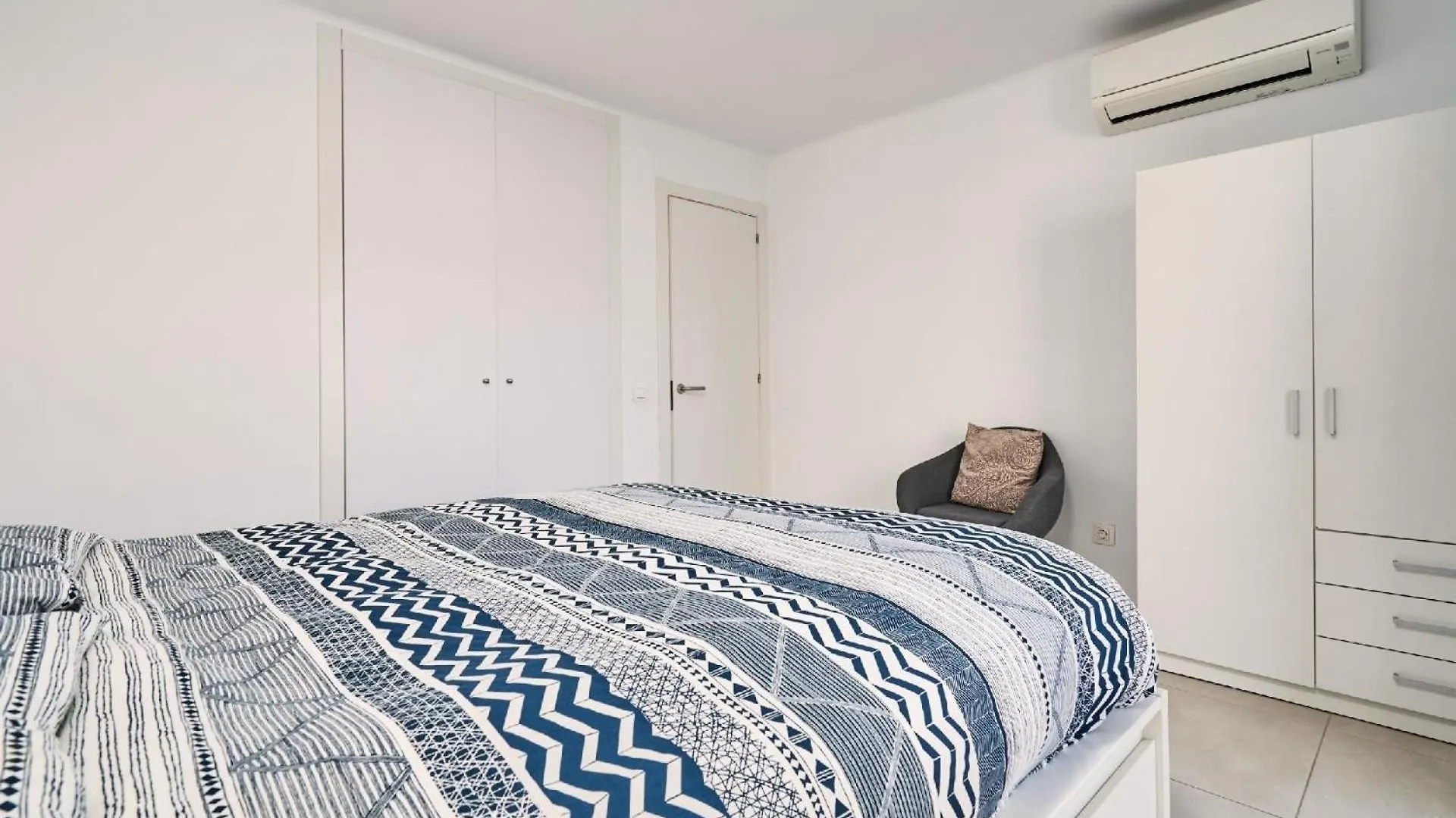 Ferienwohnung Fuer 4 Personen Ca 70 Qm In Empuriabrava, Costa Brava Golf De Roses Spain