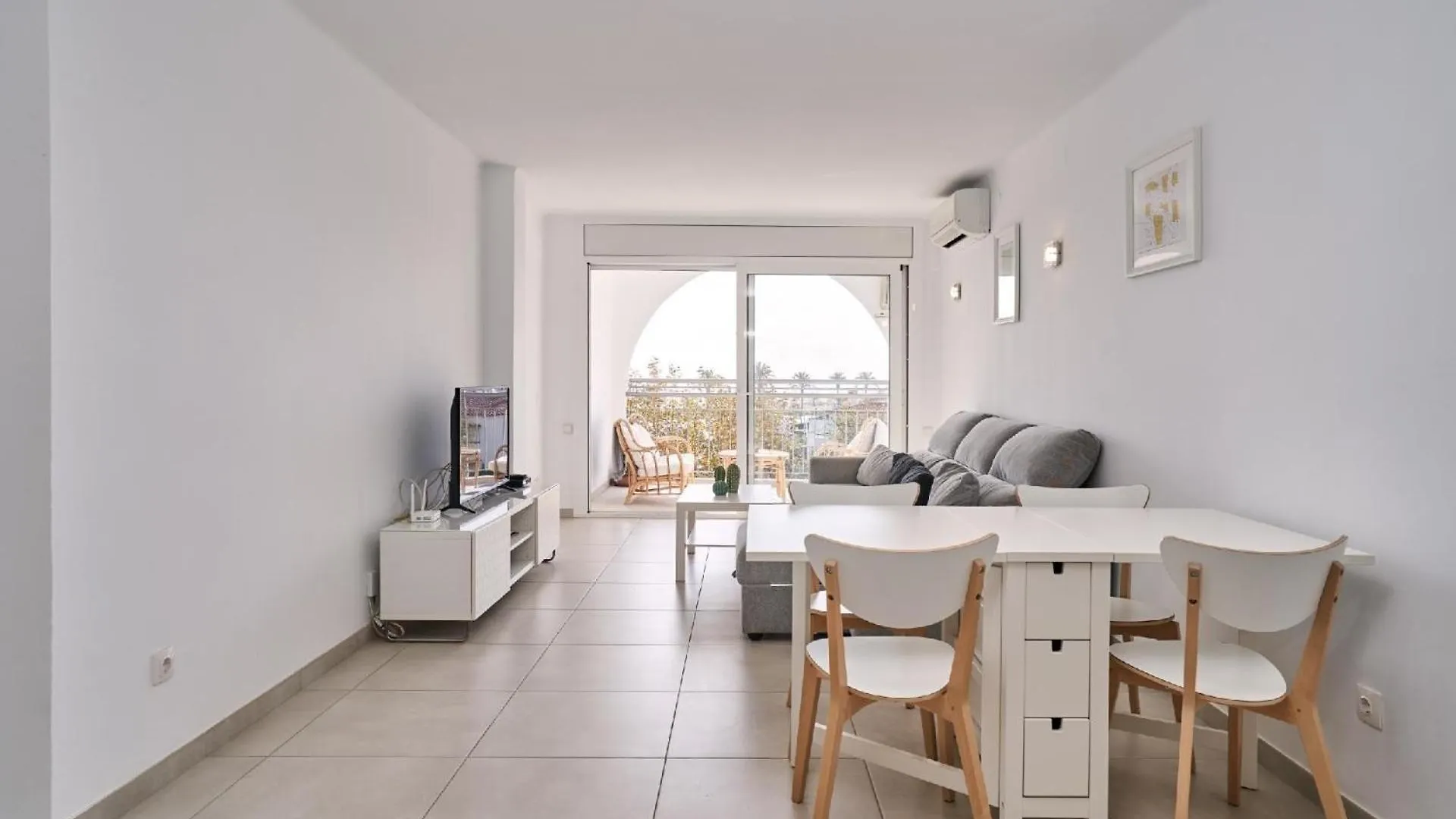 Apartment Ferienwohnung Fuer 4 Personen Ca 70 Qm In Empuriabrava, Costa Brava Golf De Roses
