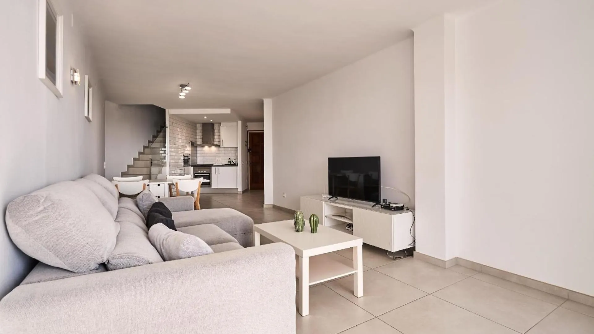 Ferienwohnung Fuer 4 Personen Ca 70 Qm In Empuriabrava, Costa Brava Golf De Roses Apartment Empuriabrava